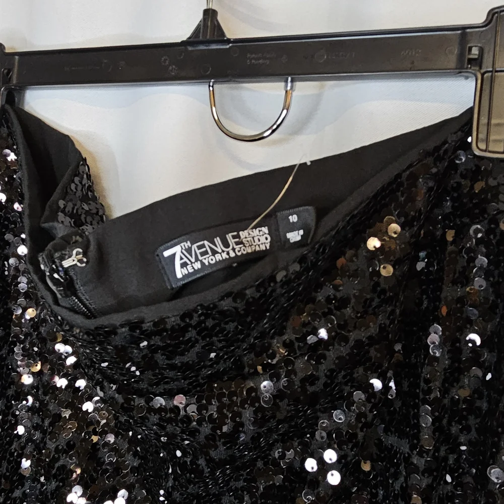 Avenue Sparkling Black A-Line Skirt - Picture 5 of 5